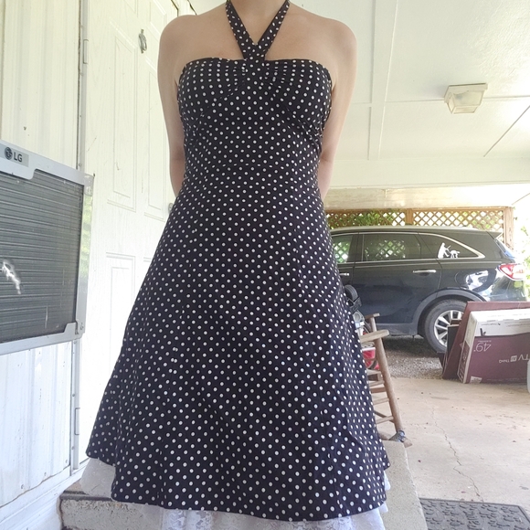 Vintage Retro Pinup Polka Dot Halter Sweetheart - Picture 4 of 8